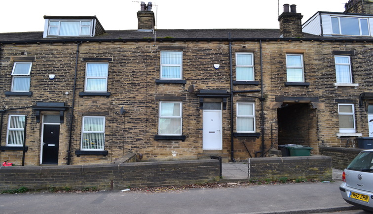 TWO BEDROOM FRONT TERRACE - CEMETERY ROAD 